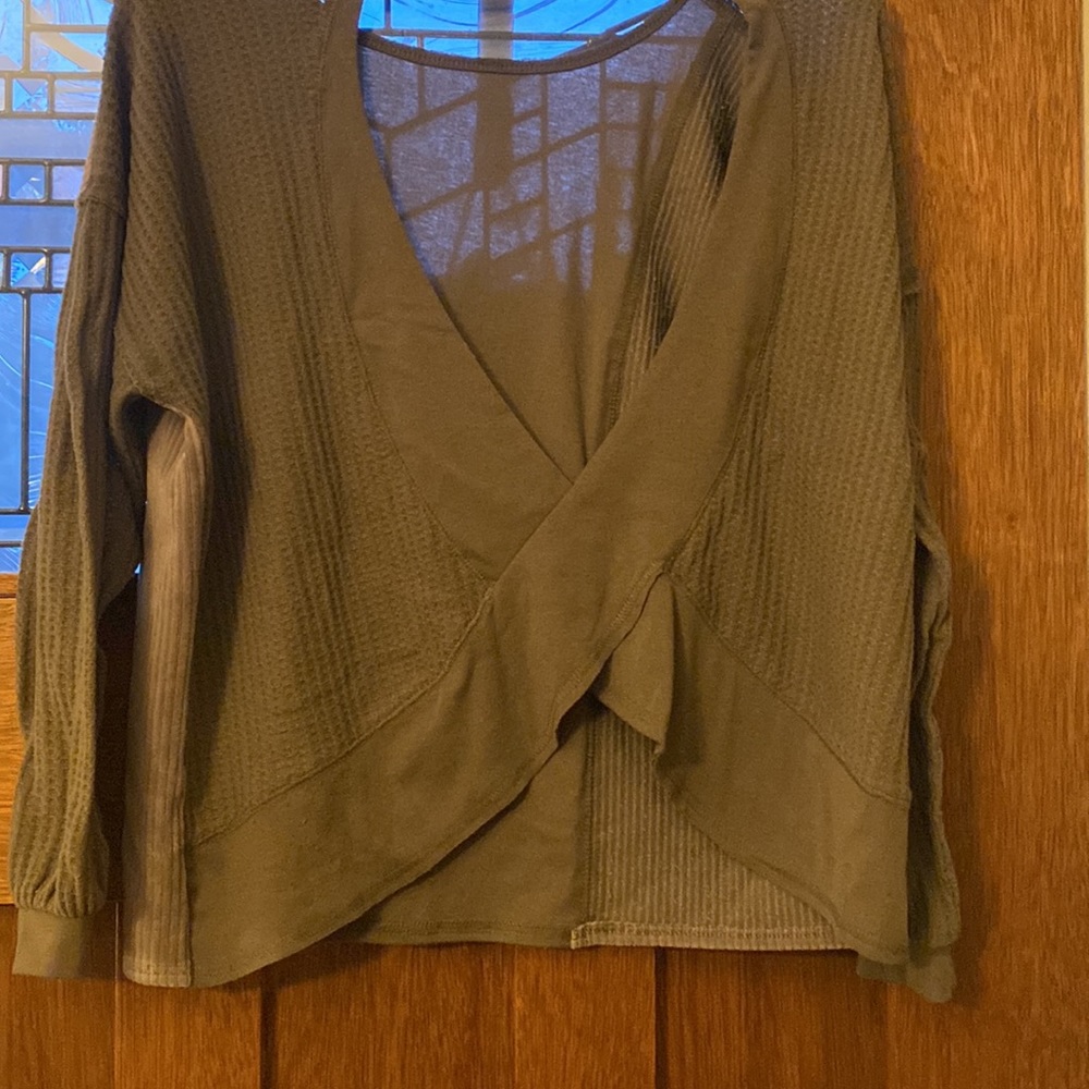 Open Back Blouse - Picture 2 of 2